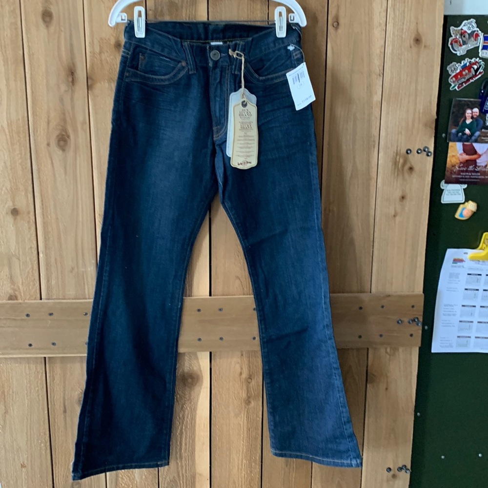 Woman’s New With Tags Lucky Jeans Size 28/32 Relaxed Bootleg